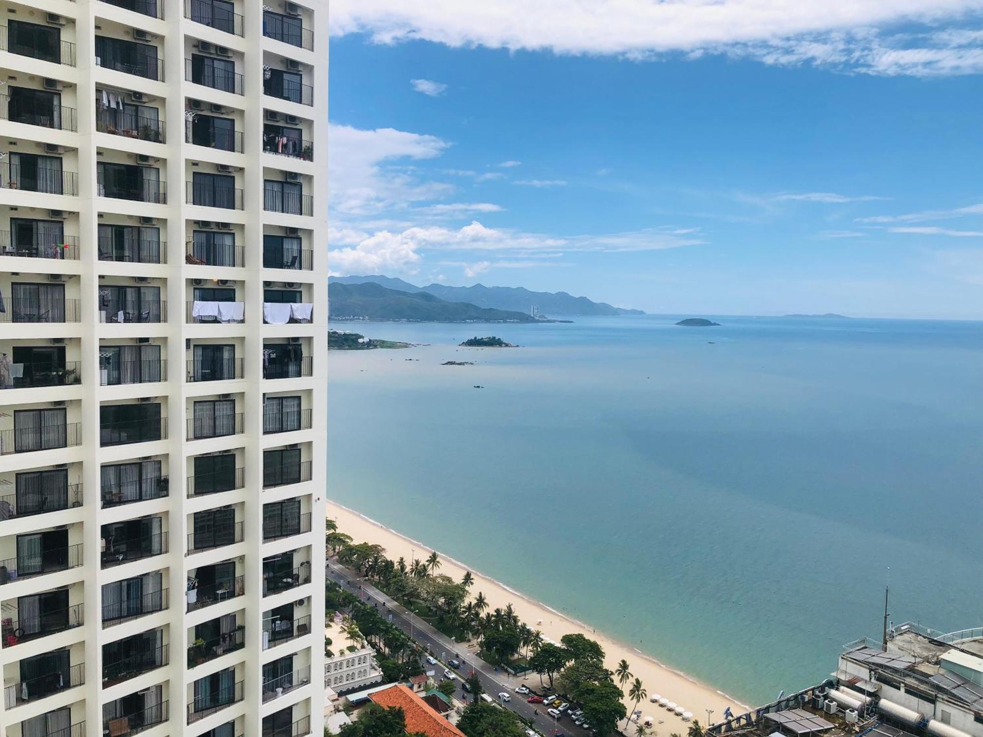 Can Ho Gold Coast O Nha Trang View Bien - Vivastay Exterior photo